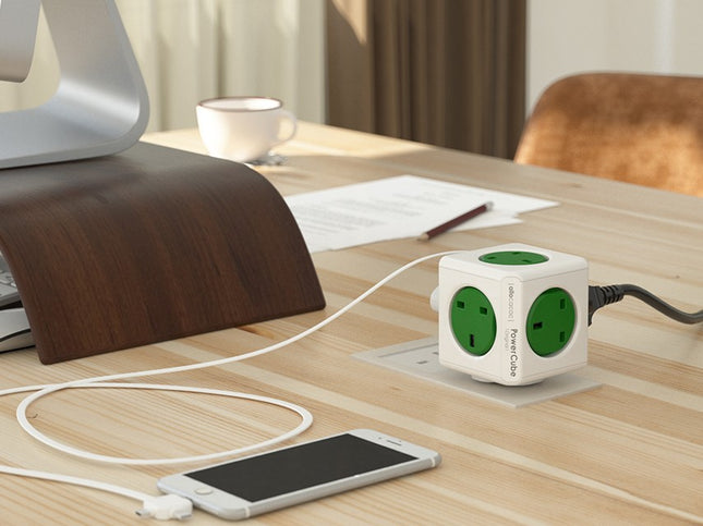 Allocacoc PowerCube Original Universal plug UK Green