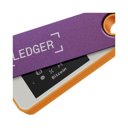 LEDGER - NANO S PLUS - CRYPTO WALLET - RETRO GAMING
