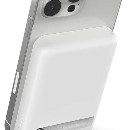 Belkin BoostCharge Magnetic Wireless Power Bank 5K + Stand White