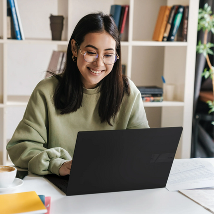 Asus Vivobook 16 Core i7 16GB 16"