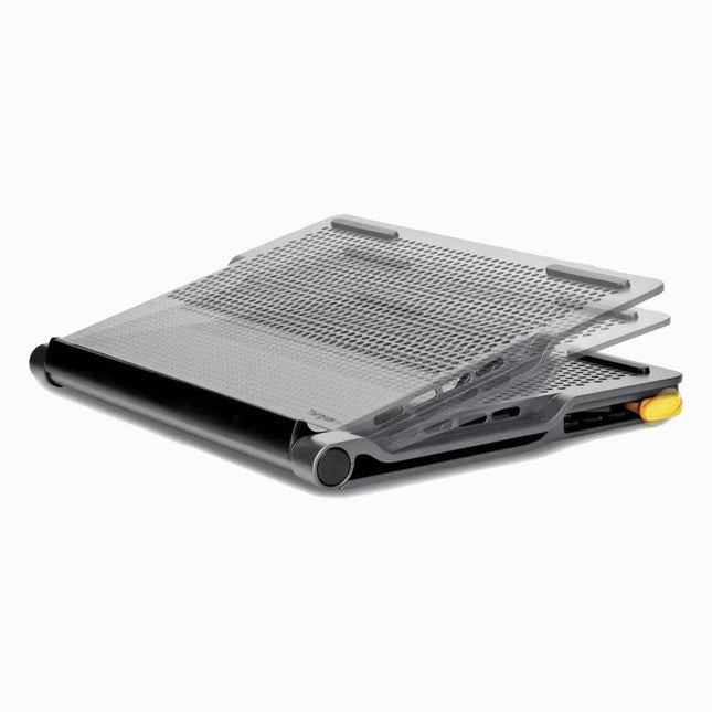 Targus Chill Mat With 4-Port Hub